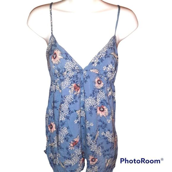 Forever 21 Tops - Forever 21 floral tank top